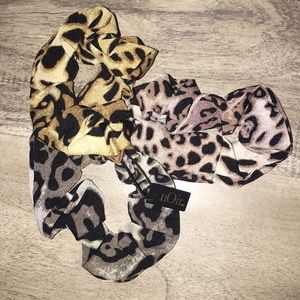 3-Pack Leopard Hair Scrunchies